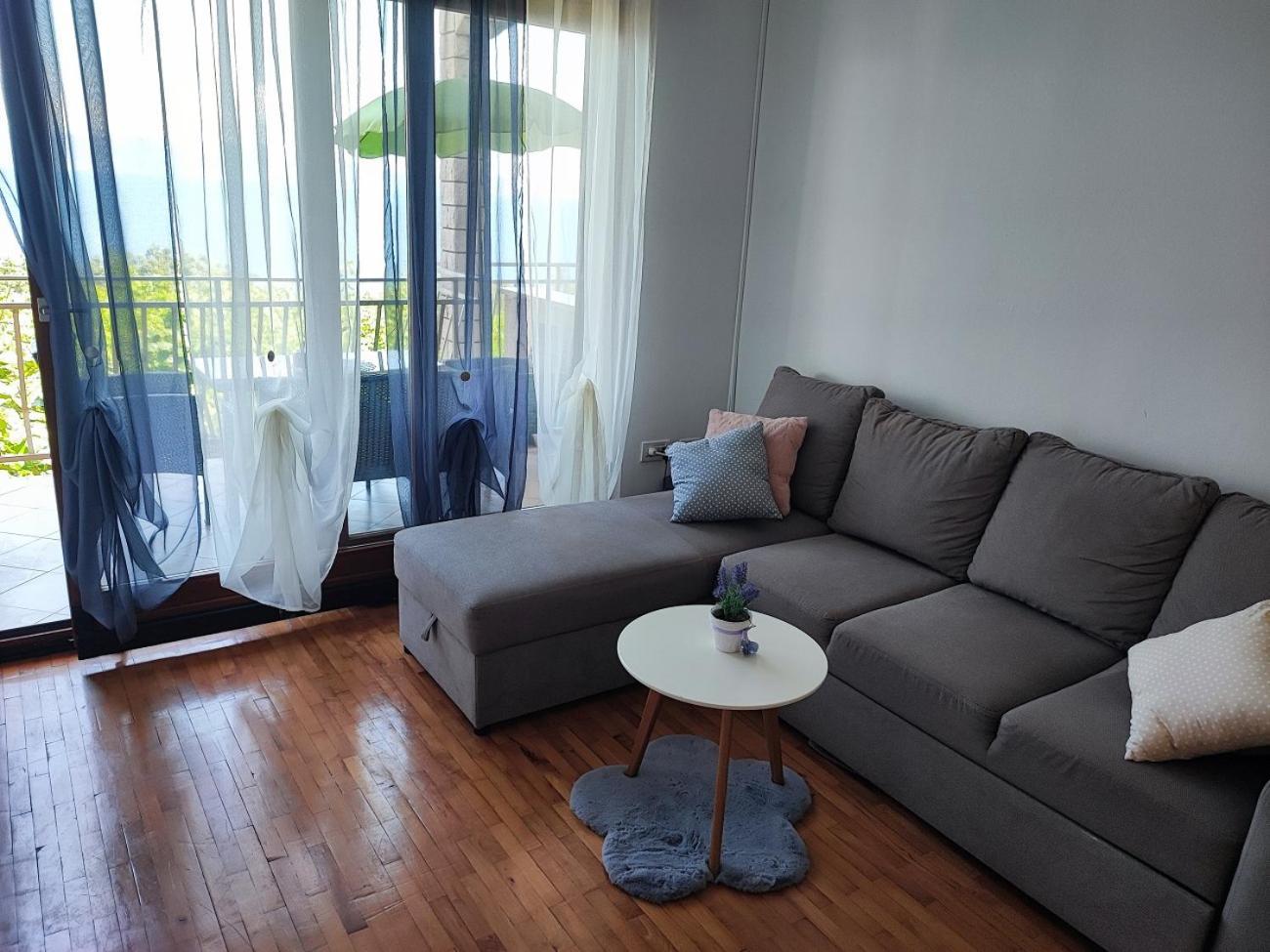 Victory Ravni Apartment ภายนอก รูปภาพ